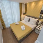 Gallery With Parking 3*