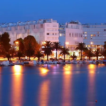 Gallery With Parking Pensionat Zadar