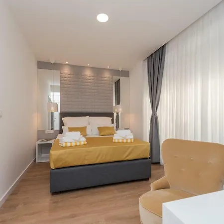 Pensionat Gallery With Parking Zadar