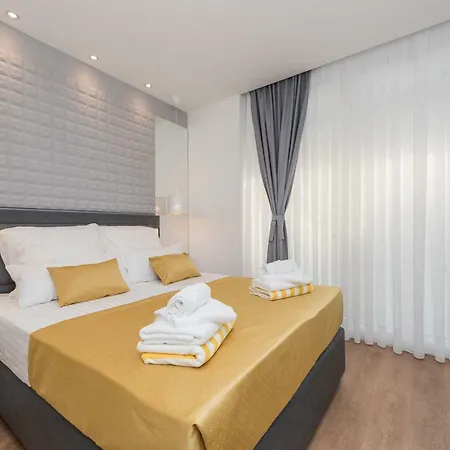 Casa de hóspedes Gallery With Parking 3*