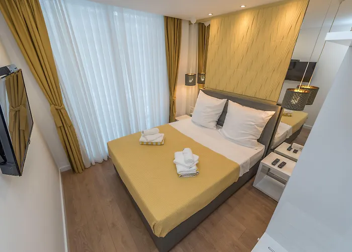 Gallery With Parking 3*