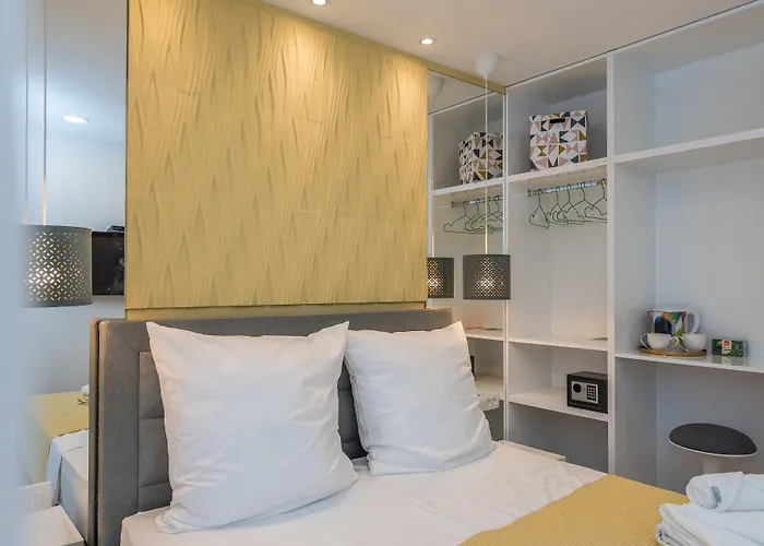 Gallery With Parking 3* Zadar