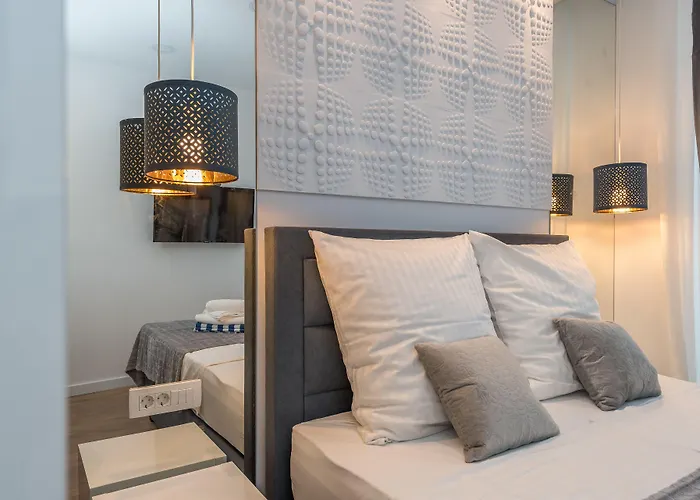 Gallery With Parking Zadar