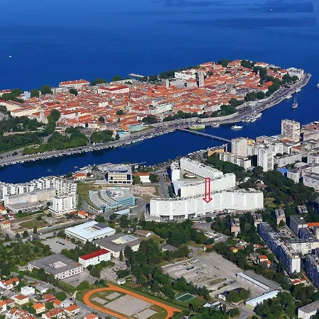 Penzion Gallery With Parking 3*
