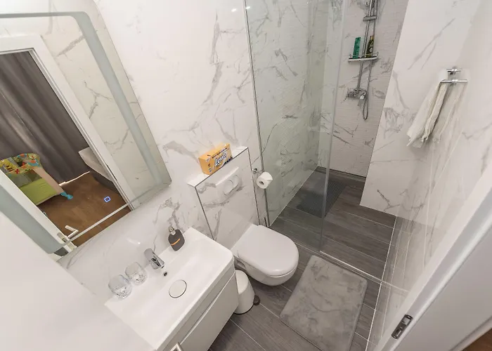 Gallery With Parking 3* Zadar