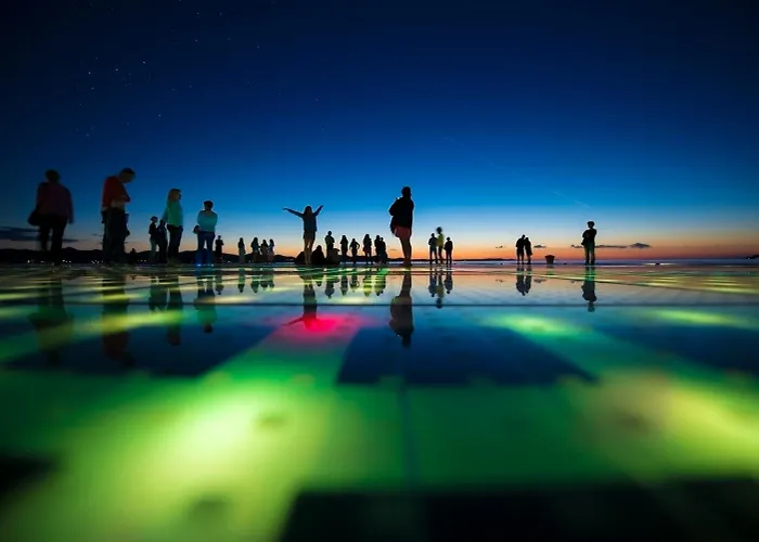 Gallery With Parking