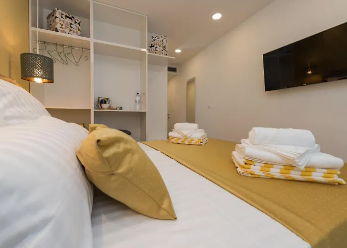 Gallery With Parking Pensionat Zadar