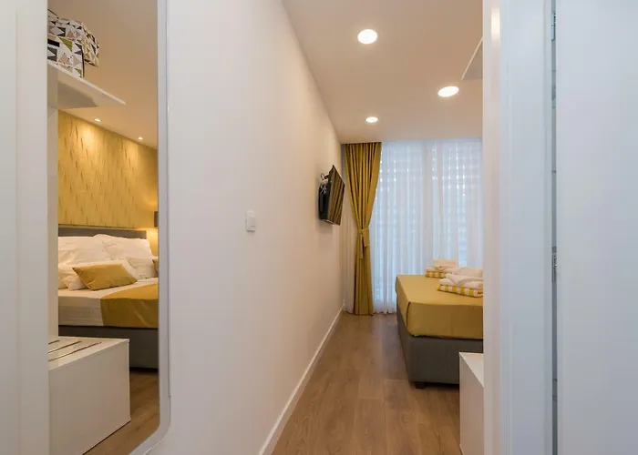 Pensionat Gallery With Parking 3*